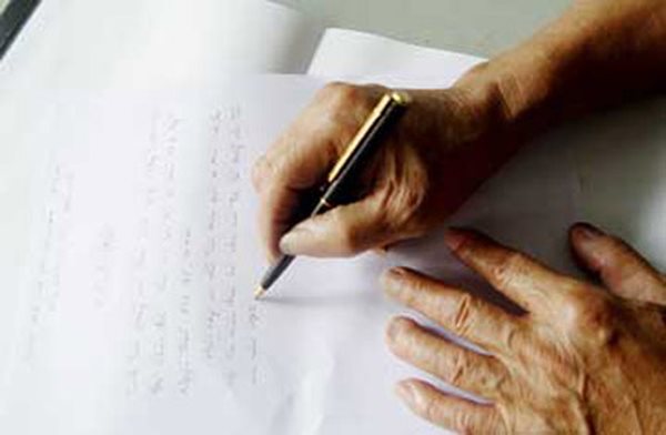 Di chúc không công chứng, chứng thực có hợp pháp không?