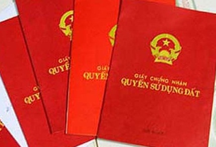 BỐ TẶNG NHÀ CHO CON CÓ PHẢI NỘP THUẾ KHÔNG?